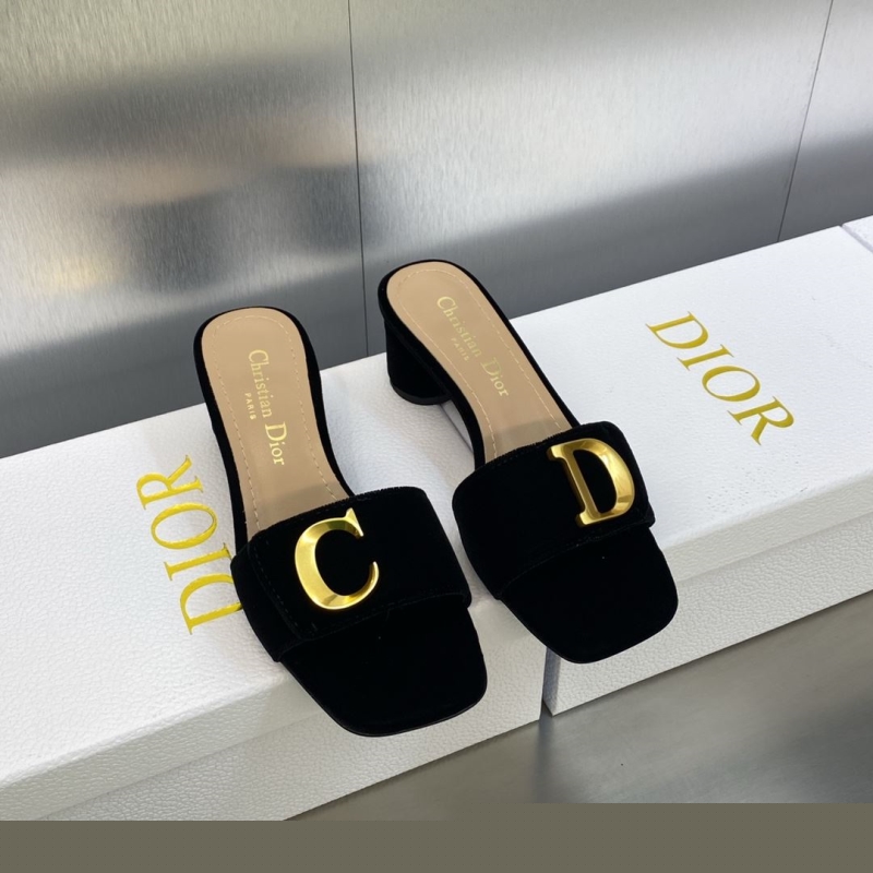 ch**an D*or slippers